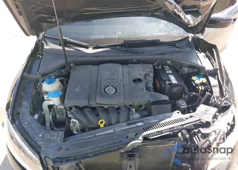 2014 Volkswagen Passat 2.5L Se z USA, uszkodzony, nr VIN 1VWBP7A3XEC011211